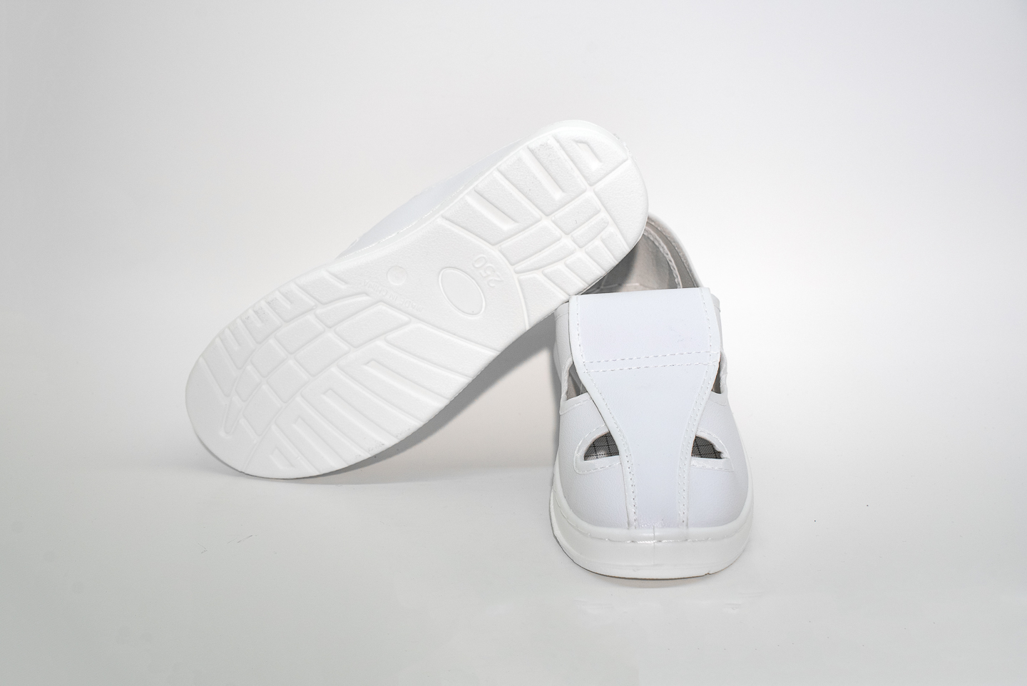 PU白革四孔 (SK-PU103)