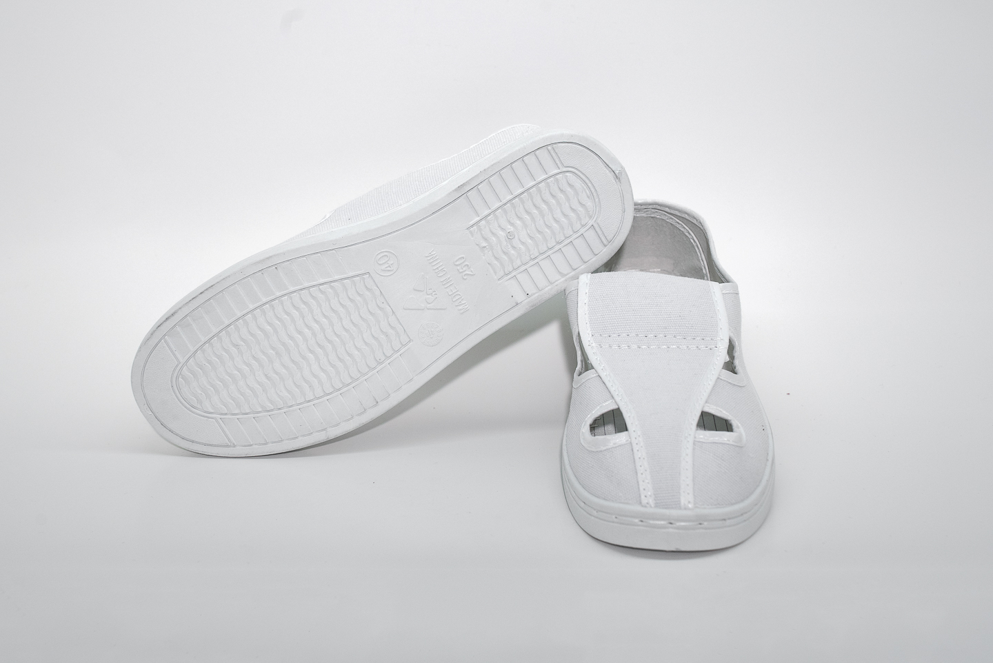 PVC白帆布四孔(SK-PVC101)